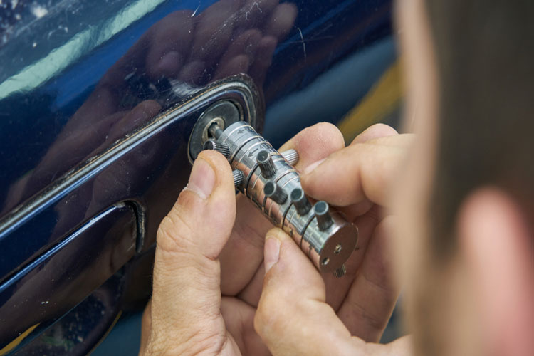 Common Auto Locksmith Myths You Should Ignore